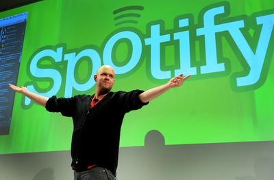 Daniel Ek, założyciel Spotify podczas jednej z konferencji serwisu FOT. Bloomberg