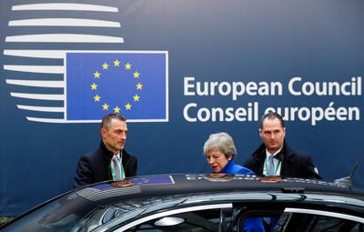 Theresa
May planuje uczestniczyć w szczycie ostatni raz 21-22 marca 2019 r. Nie wiadomo
jednak, czy jako premier dotrwa…