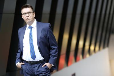 SPROSTAĆ
OCZEKIWANIOM: Szymon Żółciński, partner w Crido, podkreśla, że działanie 1.2
POIR jest najlepiej dopasowanym naborem do potrzeb firm z konkretnych branż.
Dzięki innej niż w szybkiej ścieżce formule konkursu przedsiębiorcy składają w
nim wnioski, które nie odbiegają od oczekiwań NCBR.