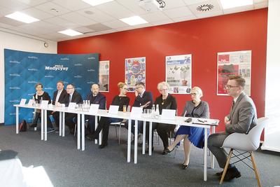 Debata z okazji Światowego Dnia Chorób Rzadkich odbyła się w redakcji "Pulsu Medycyny" pod patronatem Krajowego Forum na rzecz terapii chorób rzadkich ORPHAN.