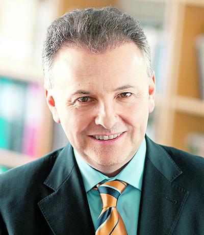 ZMIERZ SIĘ Z TYM:
