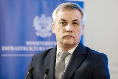 BEZPIECZNIEJ CZY TANIEJ:
