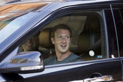 Mark Zuckerberg, szef i współzałożyciel portalu stracił kolejnych ważnych pracowników (fot. Bloomberg)