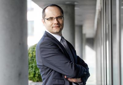 AKWIZYCYJNY
APETYT: Jakub Baran, który kieruje PBKM, chce rozwijać firmę przez agresywne
akwizycje. Spółka przejęła niedawno dużego konkurenta w Portugalii, a w planach
ma kolejne zakupy, nie tylko w Europie.