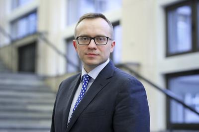 Wiceminister inwestycji i rozwoju Artur Soboń