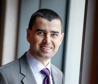 NIE MAJĄ GDZIE PÓJŚĆ: — Chcemy mocniej wejść w segment MSP i dystrybucję dla nich produktów stan alone, m.in. przez partnerów bankowych. Naszym zdaniem, to właściwa droga do takich firm, bo agenci obsługują głównie detal, a brokerzy korporacje — mówi Kamil Kutycki, wicedyrektor departamentu ubezpieczeń ochronnych w Grupie Europa.