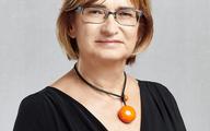 Cegła i pnącza chmielu