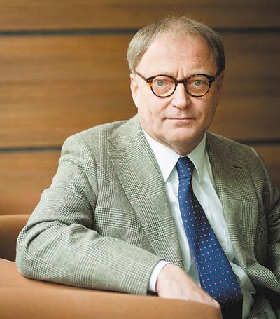 prof. dr hab. n. med. Andrzej Januszewicz, kierownik KlinikiNadciśnienia Tętniczego Narodowego Instytutu Kardiologii w Warszawie