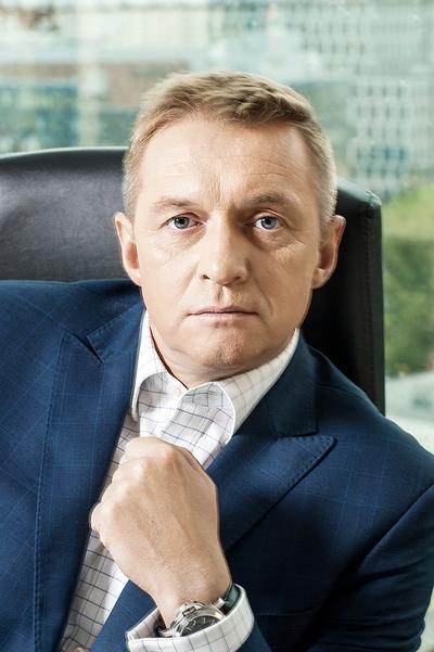TAŃSZE KREDYTY NA MODERNIZACJĘ: Marcin Kuksinowicz, członek zarządu Getin Noble Banku, zwraca uwagę, że dzięki współpracy z EBI wspólnoty mieszkaniowe będą miały możliwość pozyskania na preferencyjnych warunkach pieniędzy na inwestycje wpływające na poprawę efektywności energetycznej należących do nich budynków.