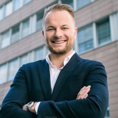 Karol Sadaj, country manager w Revolucie