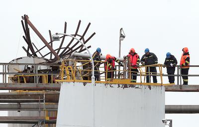 STRATY JESZCZE NIEZNANE: Do wybuchu doszło w czeskich Kralupach nad Wełtawą. Mieści się tam zakład Unipetrolu, czyli jedynej w Czechach firmy rafineryjnej, należącej do PKN Orlen. Rozmiaru strat na razie nie oszacowano.