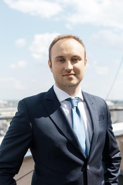 CZYSTA
GRA: Tymon Zastrzeżyński, twierdzi, że nie chce, aby spowodowane cookie
stuffingiem zamieszanie wokół spółek, którymi zarządza, rykoszetem odbiło się
na branży pożyczkowej i afiliacyjnej.