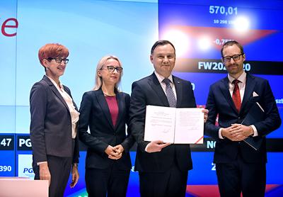 Ministerialny entuzjazm Elżbiety Rafalskiej i Teresy
Czerwińskiej, a także giełdowy Marka Dietla po podpisaniu przez Andrzeja Dudę ustawy
jest zrozumiały.