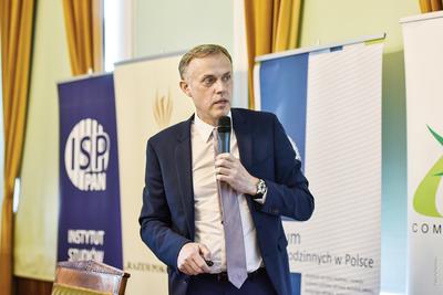 dr Jakub Gierczyński