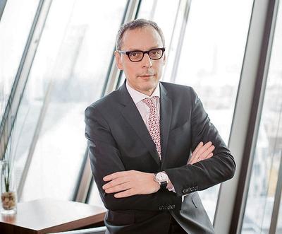 CHODŹCIE DO NAS: Wilhelm Celeda, członek zarządu Raiffeisen Centrobanku, chce wykorzystać zmiany w OFE do zainteresowania polskich funduszy austriackimi spółkami.