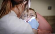 Dentofobia powoduje, że Polak z dentystą widzi się raz w roku