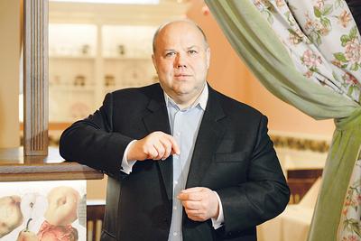 BEZ
POWTÓREK: Zenon Daniłowski, prezes Makaronów Polskich, mówi o zachwycie po
pierwszych zamówieniach, które nie zostały powtórzone, zaś swoje produkty w
Azji widuje też dzięki handlowcom z innych krajów europejskich.