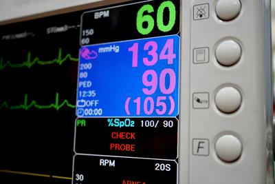 Telemonitoring serca wykrywa zaburzenia we wczesnym stadium, a przez transmisję EKG pozwala je zdiagnozować i udzielić choremu natychmiastowej pomocy.