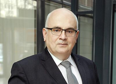 OBIEKCJE: Mamy duże wątpliwości co do zasadności objęcia podwyżką stawek minimalnych także przedsiębiorców zagranicznych — mówi Maciej Wroński, prezes organizacji Transport i Logistyka Polska.Maciej Wroński, prezes organizacji Transport i Logistyka Polska