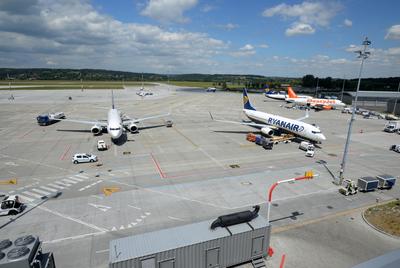 Międzynarodowy Port Lotniczy im. Jana Pawla II Krakow - Balice