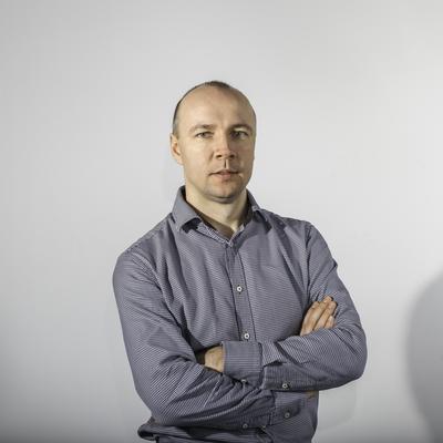 Dla sieci salonów fryzjerskich kontakt z klientem i
umawianie wizyt stanowi niezwykle istotną część działalności, ponieważ
przekłada się bezpośrednio na przychody – powiedział
Paweł Lipiński, założyciel
i dyrektor generalny firmy Pragmatists.