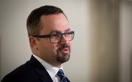 Horała: nie ma planów zamykania lotnisk