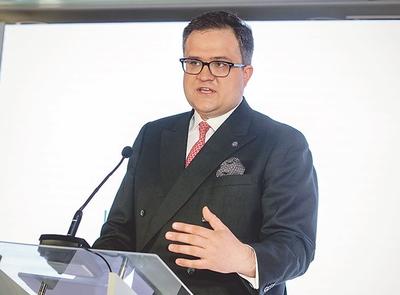 Michał Krupiński dostał wczoraj zgodę KNF na kierowanie Bankiem Pekao.