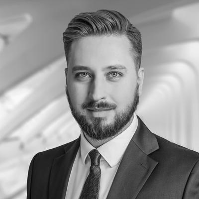 Karol Maciej Szymański, Członek Zarządu RKKW – KWAŚNICKI, WRÓBEL & Partnerzy Radcowie Prawni i Adwokaci