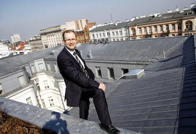 OUTSOURCING Z PRZYMUSU: