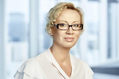 MYŚLIWY: Alior, którym kieruje Katarzyna Sułkowska, fatalnie czuje się w roli przejmowanego. Ciężko znosił due diligence Soc-Genu, lepiej było z transakcją z PZU, słabo wyszło z Pekao. Doskonale czuje się natomiast w roli przejmującego.