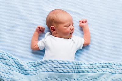 Zespół nagłego zgonu niemowląt (SIDS), określany także jako śmierć łóżeczkowa, w USA zabija 3,5 tysiąca dzieci rocznie
