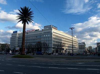 Siedzibą salonu Ferrari ma być dawny Dom Partii.