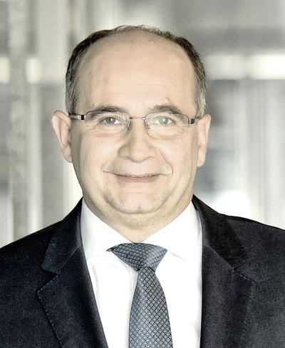 Prof. dr hab. n. med. Paweł Buszman, współzałożyciel oraz prezes zarządu Polsko-Amerykańskich Klinik Serca (PAKS)