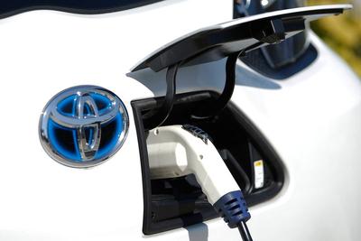 Toyota, auto elektryczne