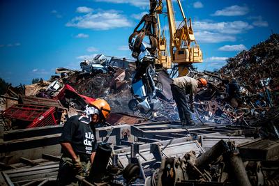 PROEKSPORTOWY BIZNES: Roczne przychody polskiej branży metali nieżelaznych i recyklingu sięgają 30 mld zł. Aż dwie trzecie z tego pochodzi z eksportu.