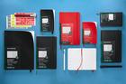Diler samochodowy przejmuje Moleskine