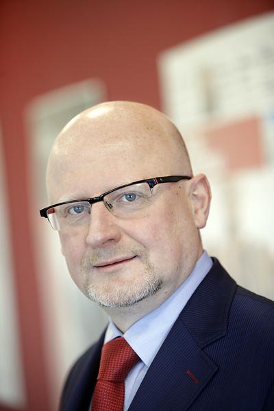 Piotr Wójcik, dyrektor departamentu ubezpieczeń OC w AXA Ubezpieczenia