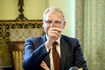 ZAKLINANIE RZECZYWISTOŚCI: