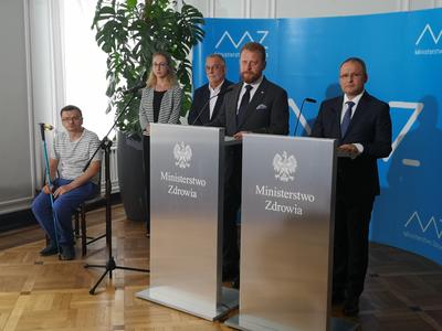 Konferencja prasowa w MZ z udziałem ministra Łukasza Szumowskiego i wiceministra Macieja Miłkowskiego