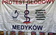 Fizjoterapeuci i diagności zawiesili protest głodowy do września