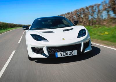 Lotus evora 400