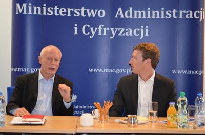 Minister Michał Boni i Mark Zuckerberg FOT. mac.gov.p