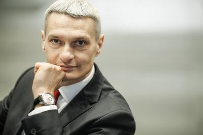 Za dużo: Skala produkcji prawa w Polsce jest zdecydowanie zbyt wysoka. Przepisy są zmieniane i dodawane w tak ogromnym pędzie, że nikt nie jest w stanie z uwagą ich śledzić, nie mówiąc o ich zrozumieniu i stosowaniu – mówi Tomasz Wróblewski, partner zarządzający Grant Thorntona w Polsce.