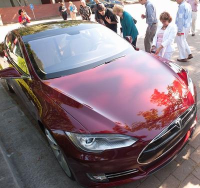 Tesla S, fot. Bloomberg