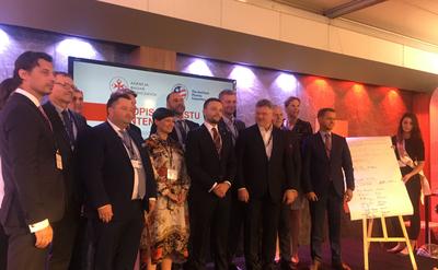 XIX Forum Ekonomiczne w Krynicy, podpisanie listu intencyjnego Agencji Badań Medycznych i firm farmaceutycznych