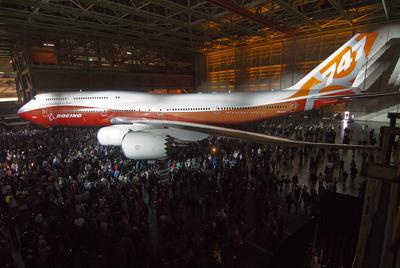 Nowy jumbo jet - Boeing 747-8 Intercontinental (fot. Bloomberg)