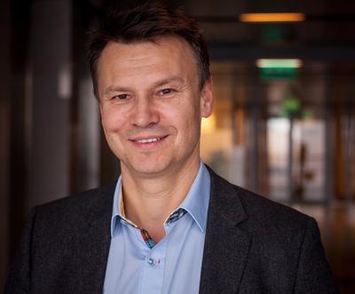 Cezary
Smorszczewski