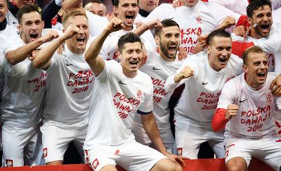 POLSKA
W CZOŁÓWCE: