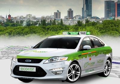 Nowe ekologiczne taksówki w Warszawie (fot. EcoCar System)