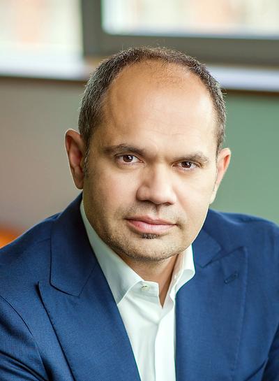 Po dwóch latach ze stanowiskiem żegna się Frans-Willem de Kloet. Od kwietnia zastąpi go Robert Redeleanu